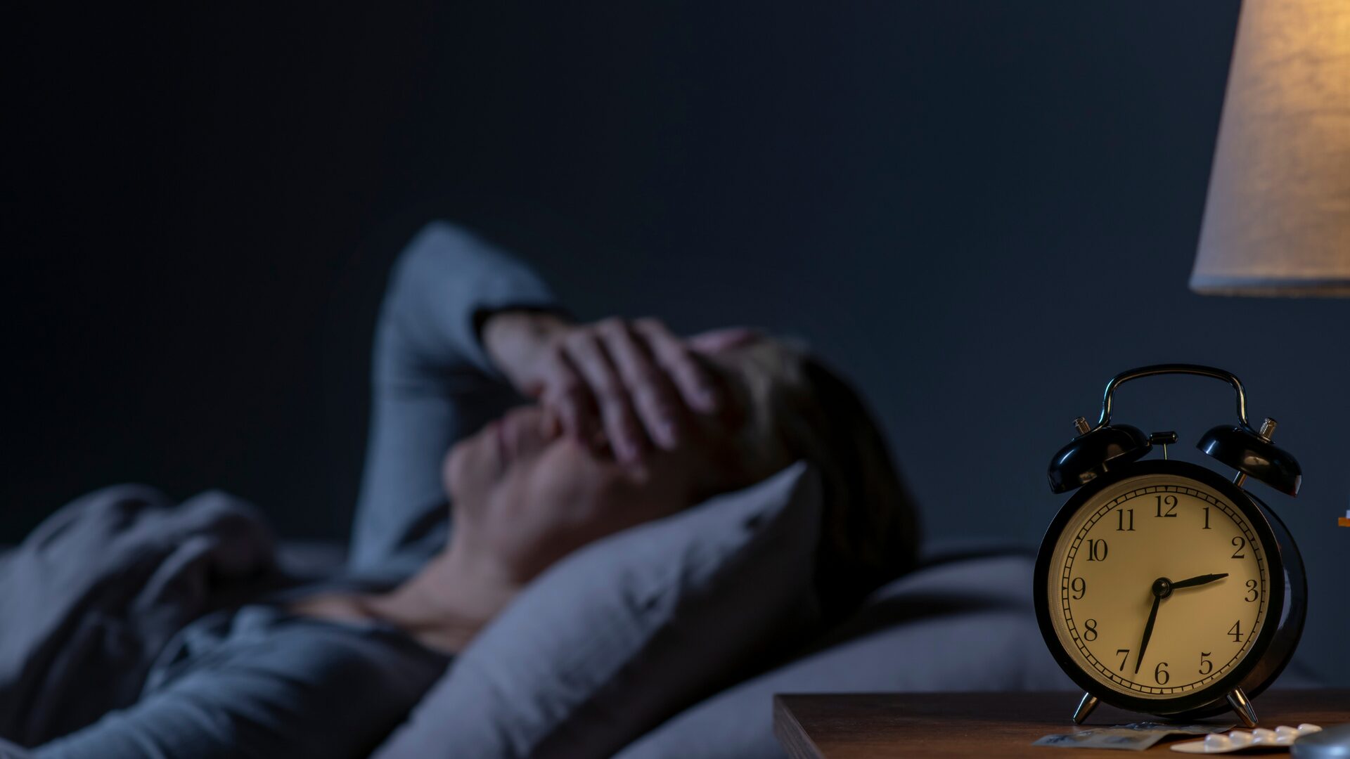 Illustration showing the effects of fatal insomnia, including disrupted sleep patterns, neurological decline, and progressive physical deterioration.