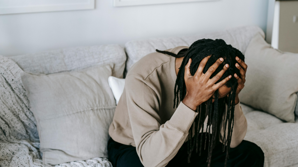 Illustration of stress management techniques for bipolar disorder, including mindfulness, exercise, therapy, and healthy routines for emotional balance.