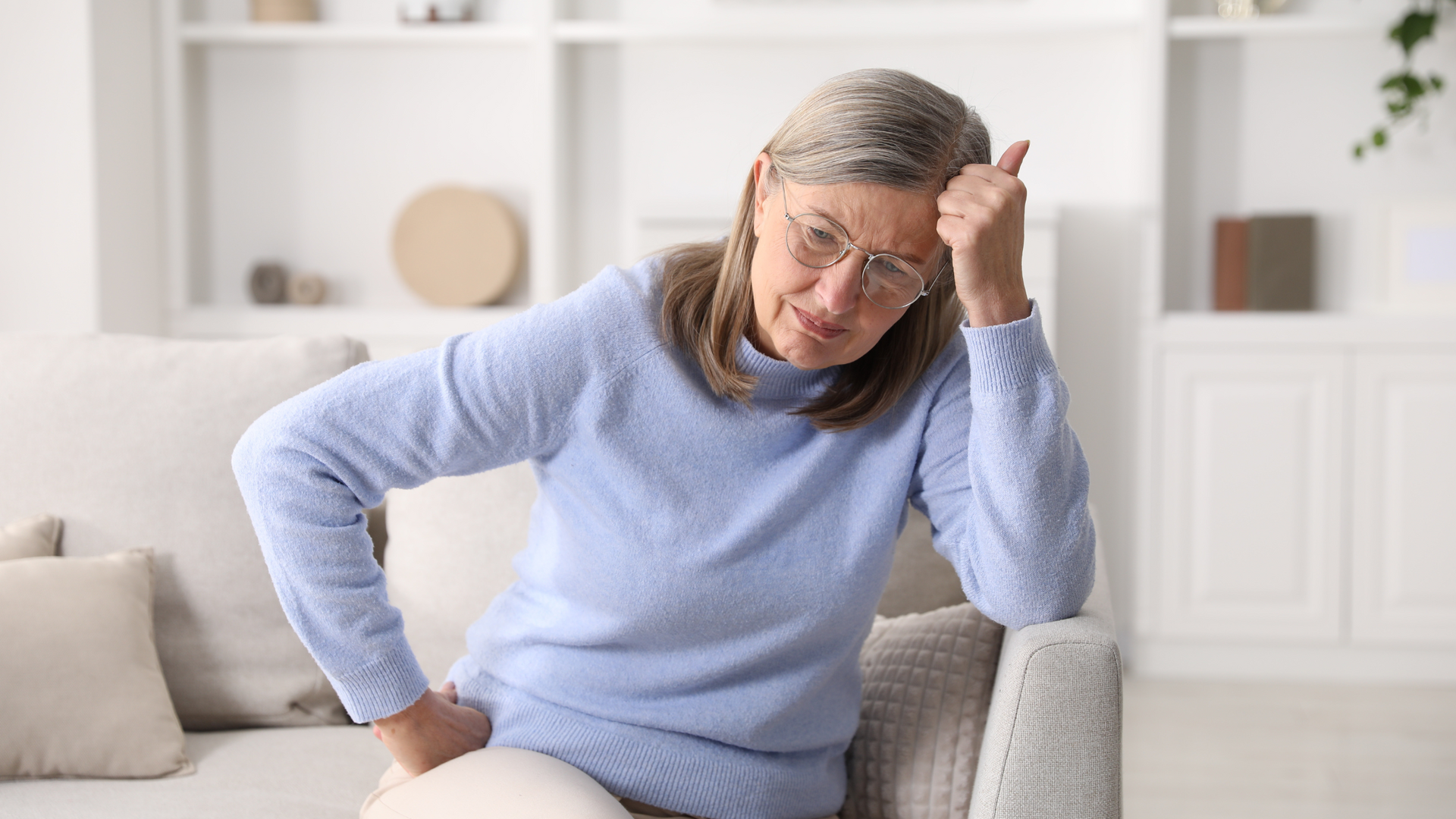 Illustration showing a brain with highlighted hippocampus, representing anterograde amnesia, a condition affecting the ability to form new memories.